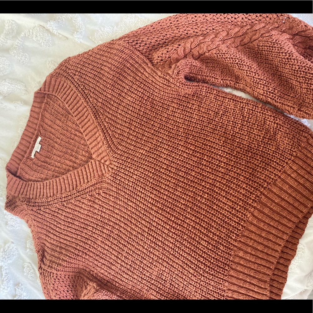 American eagle size M sweater